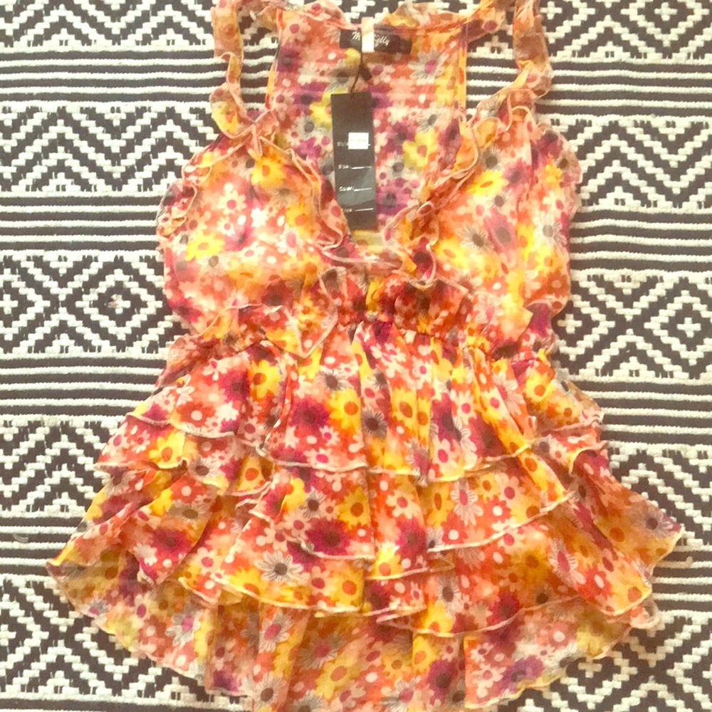 Beautiful floral, A-line sleeveless blouse